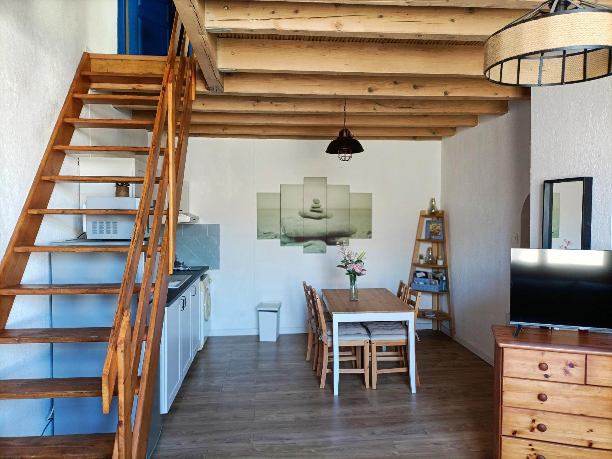 Apartment T2 Intra-muros 